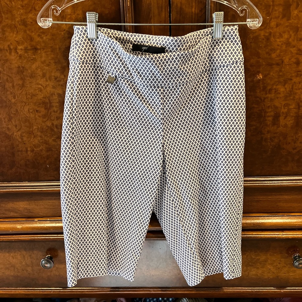 Women’s Golf pants blue and white